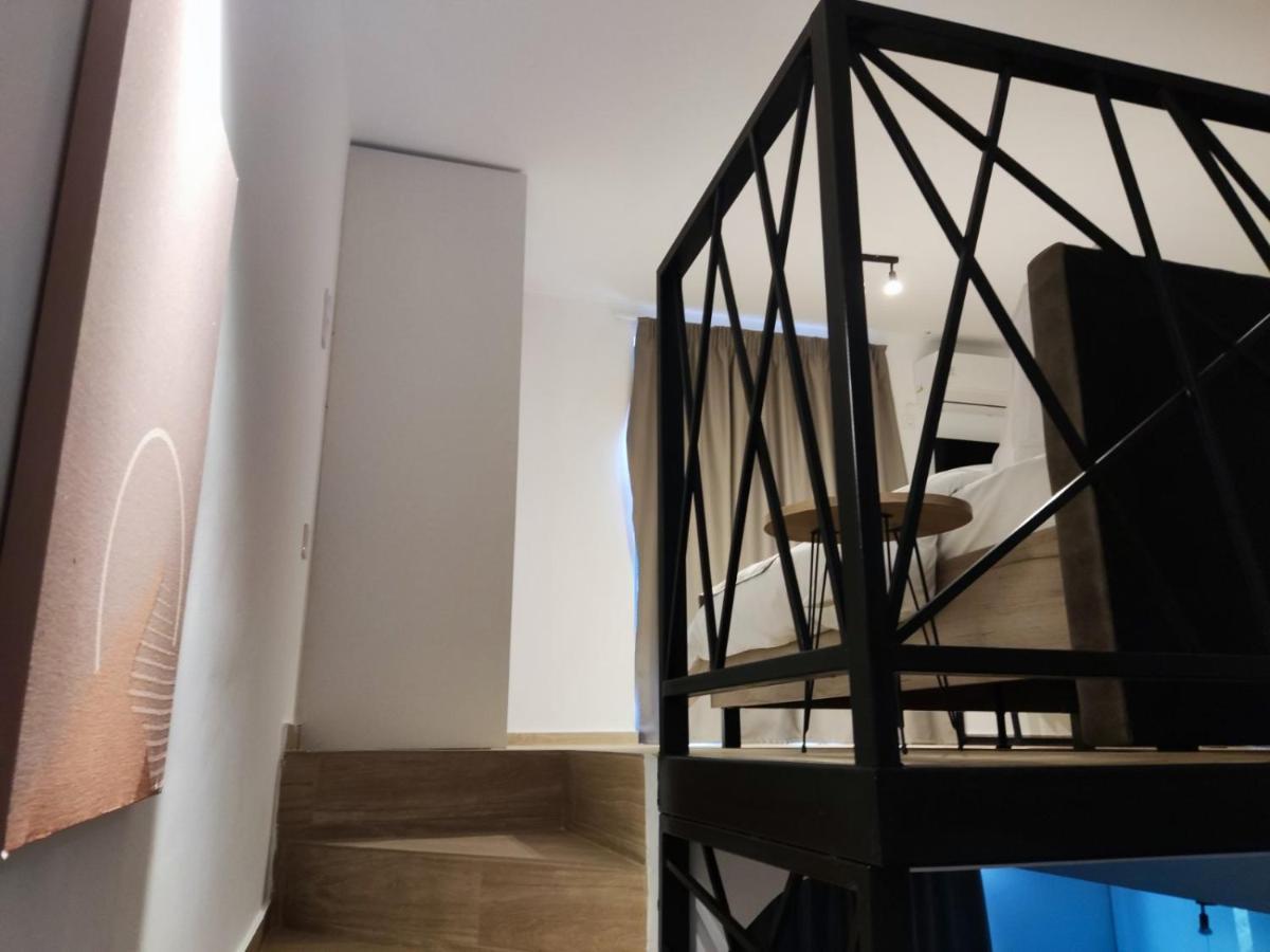Pagani Blue - Luxury Maisonette B4 Apartment